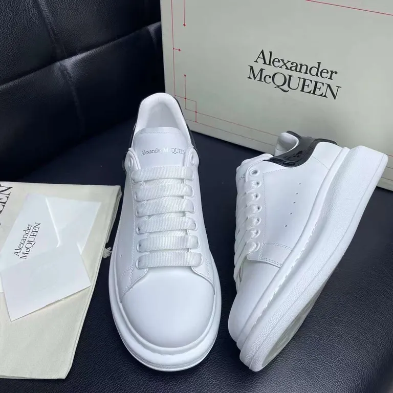 Alexander McQueen Shoe 